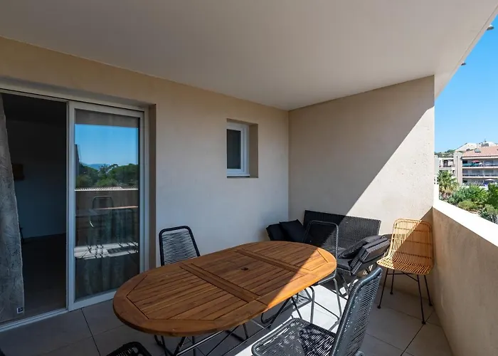 Mari - Appt Confort 150m De La Apartmán