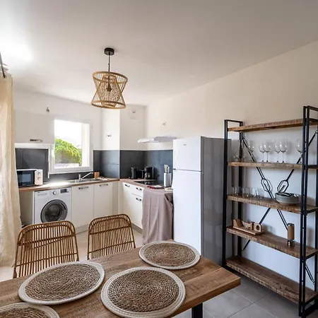 Mari - Appt Confort 150m De La *