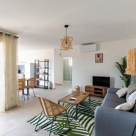 Mari - Appt Confort 150m De La شقة