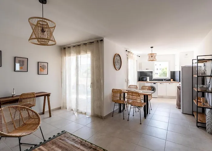 Mari - Appt Confort 150m De La كالفي